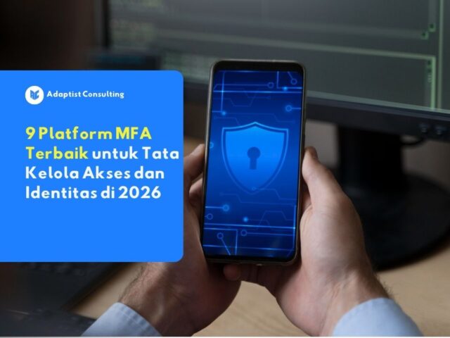 karyawan yang sedang memverifikasi akses login ke sistem perusahaan menggunakan aplikasi Multi-Factor Authentication (MFA) di layar smartphone.