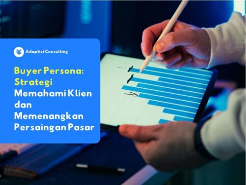 Karyawan yang sedang menganalisis data profil customer buyer di dasbor analitik untuk merancang strategi pemasaran B2B yang presisi.