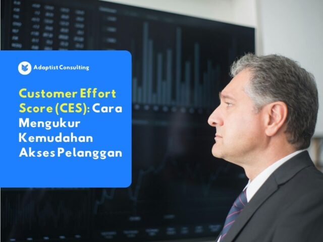 Karyawan yang sedang menganalisis metrik pemantauan Customer Effort Score (CES) pada layar monitor untuk mengoptimalkan efisiensi alur layanan pelanggan enterprise.