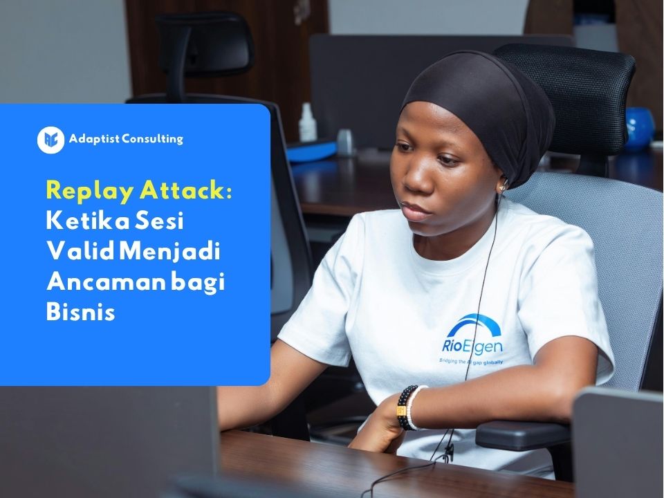 Karyawan yang sedang mengakses server perusahaan tanpa menyadari bahwa peretas tengah menyadap sesi otentikasi tersebut untuk melancarkan eksekusi replay attack ke dalam sistem.